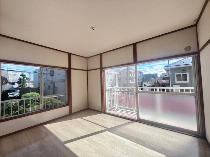 物件内観写真1　(居室)