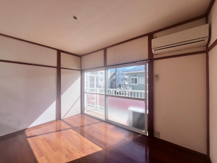 物件内観写真3　(居室)