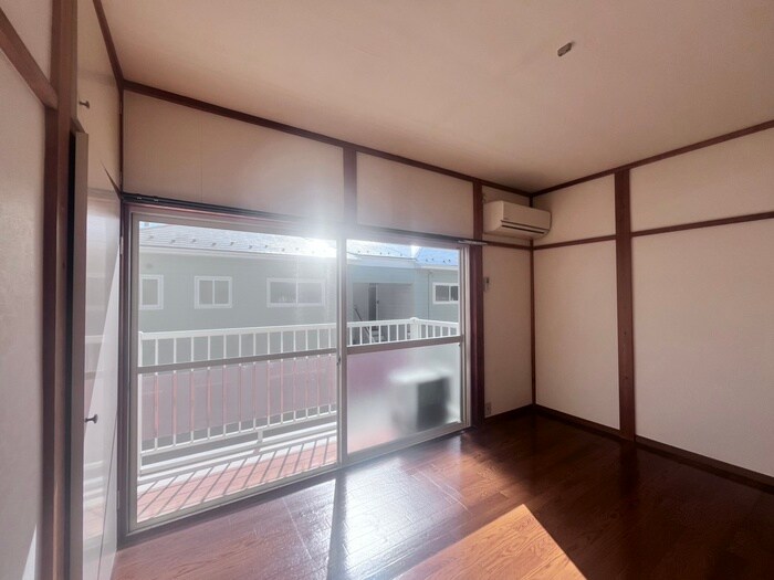 物件内観写真4　(居室)