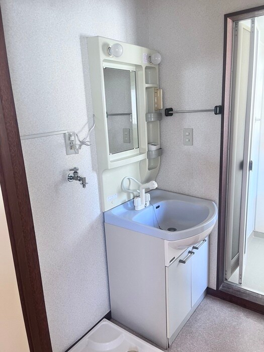物件内観写真9　(洗面)