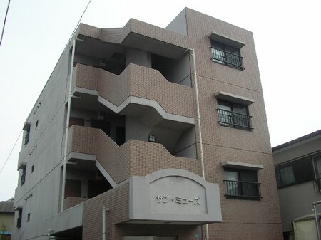 サン・ミュ－ズ外観写真