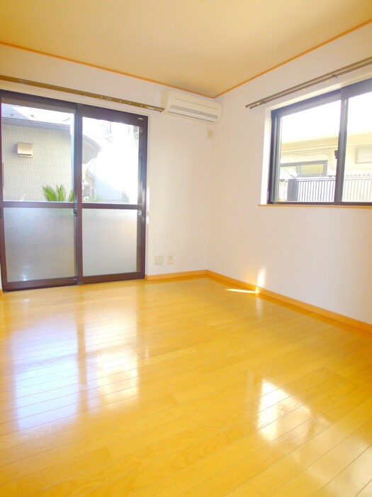 物件内観写真6　(居室)