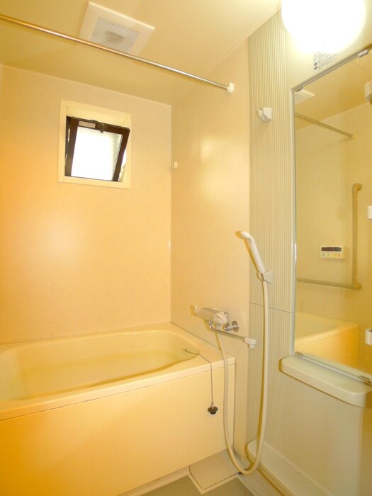 物件内観写真12　(バス／シャワールーム等)