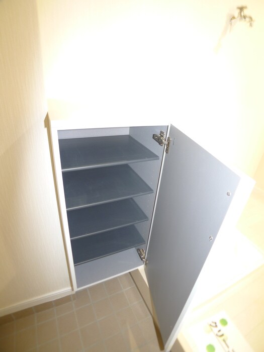 物件内観写真15　(靴箱)