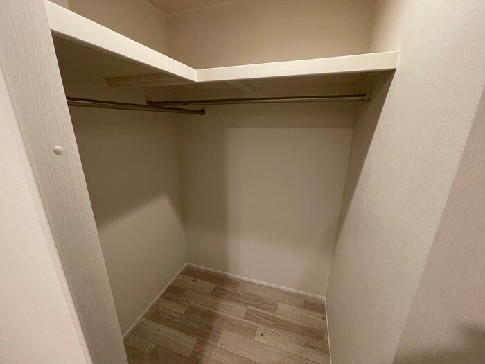 物件内観写真11　(収納)