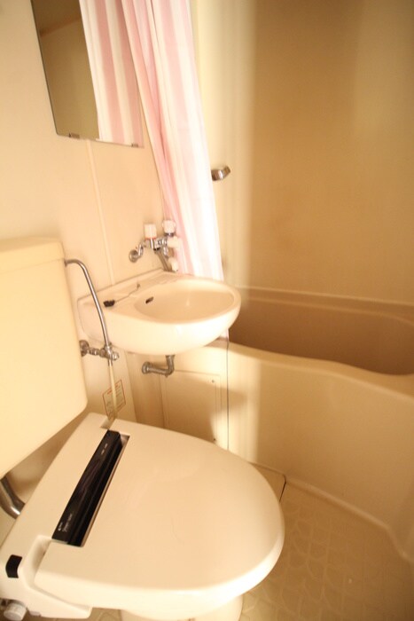 物件内観写真9　(トイレ)