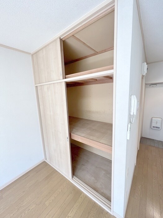 物件内観写真13　(収納)