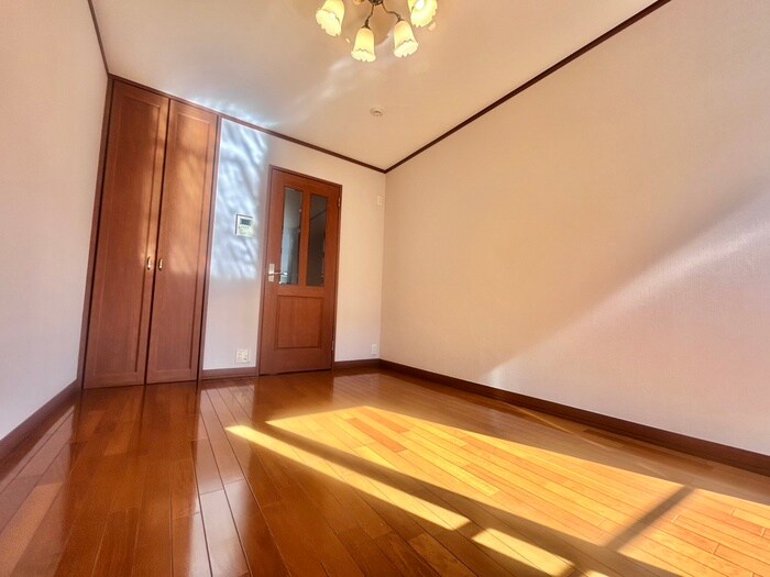 物件内観写真6　(居室)