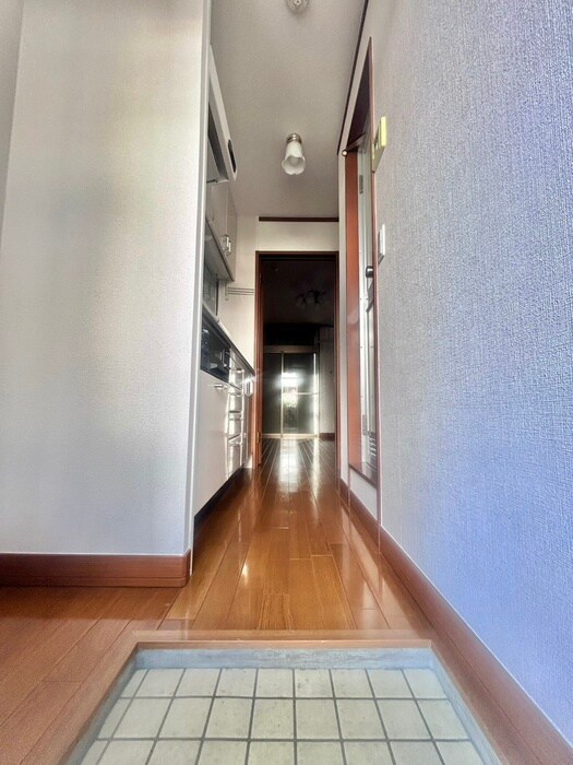 物件内観写真17　(玄関)