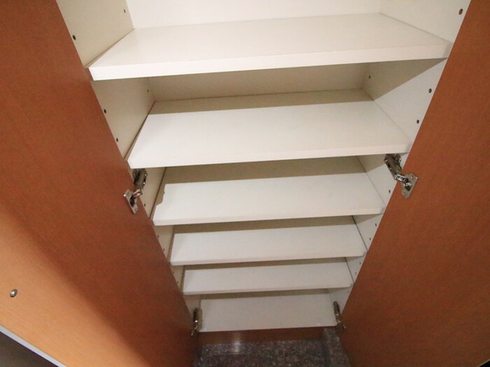 物件内観写真12　(靴箱)