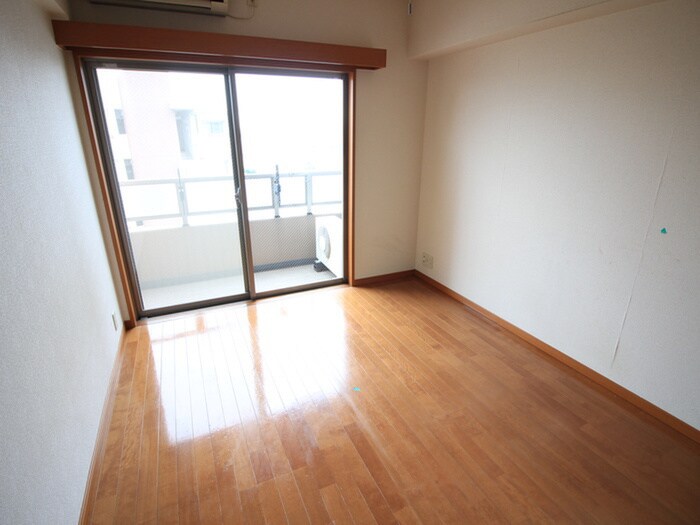 物件内観写真16　(居室)