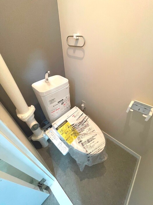 物件内観写真11　(トイレ)