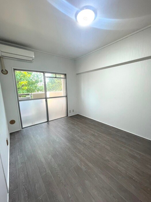 物件内観写真12　(居室)