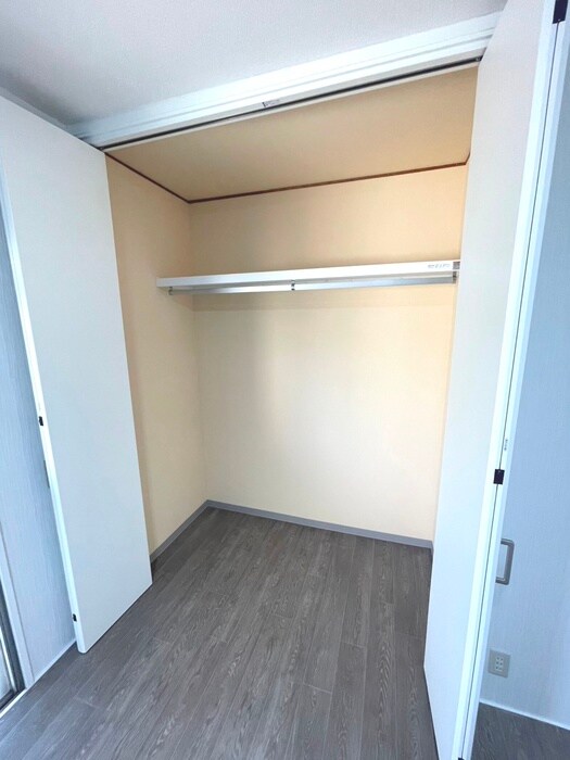 物件内観写真13　(収納)