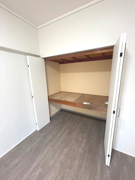 物件内観写真18　(収納)
