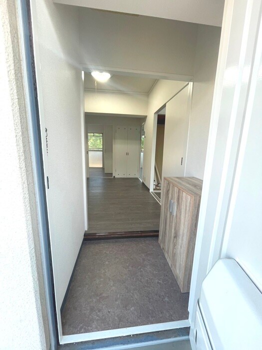 物件内観写真22　(玄関)