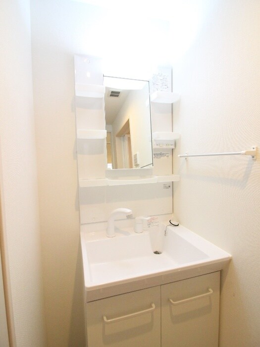 物件内観写真9　(洗面)