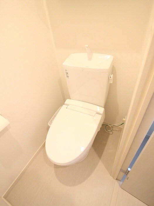 物件内観写真11　(トイレ)