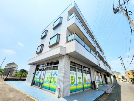 ブル－パ－ルビル外観写真