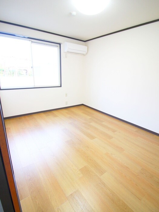 物件内観写真16　(居室)