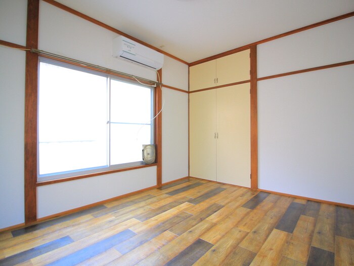 物件内観写真4　(居室)