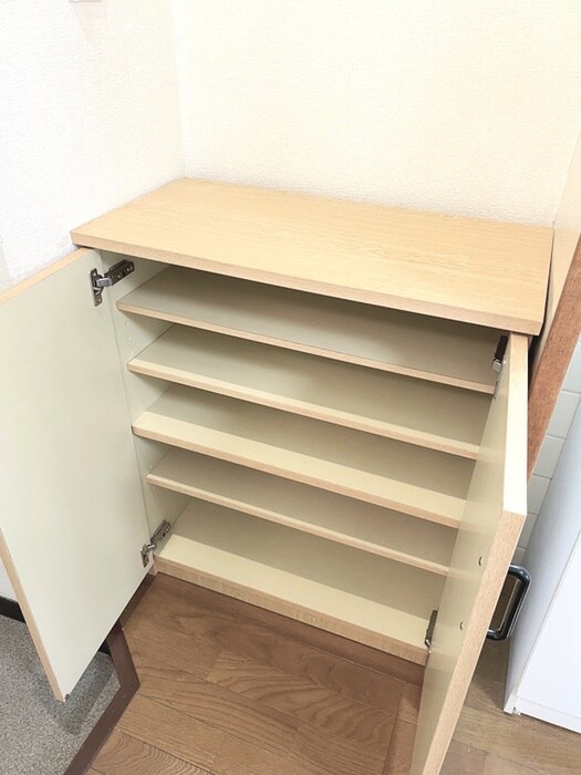 物件内観写真15　(靴箱)