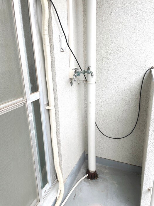 物件内観写真16　(洗濯機置場)