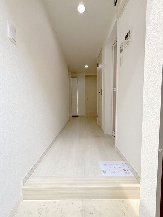 物件内観写真21　(玄関)