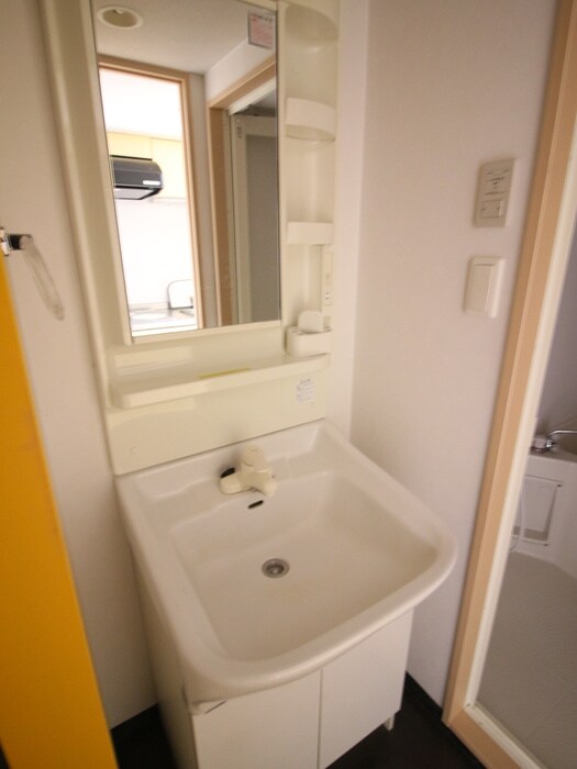 物件内観写真10　(洗面)