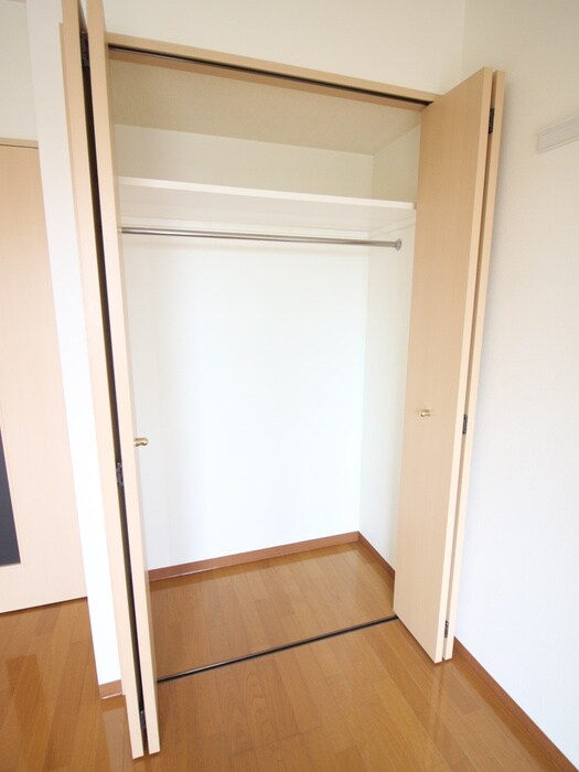 物件内観写真12　(収納)