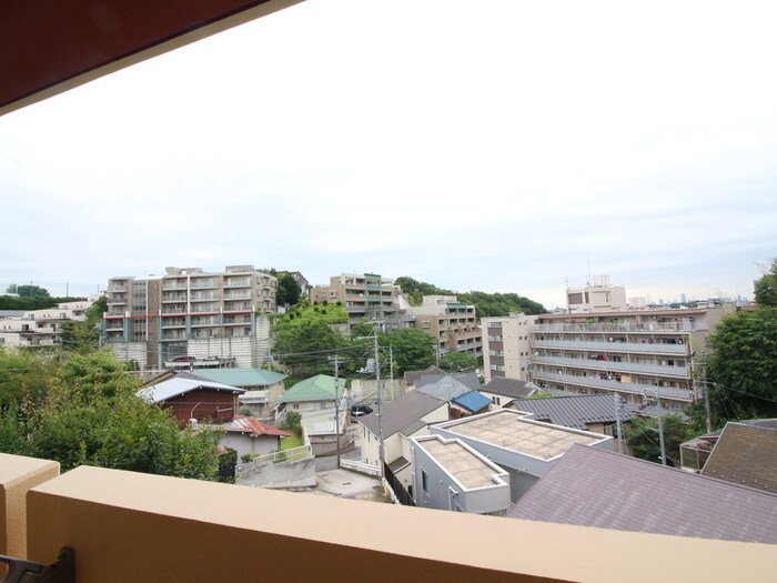 物件内観写真15　(室内からの展望)