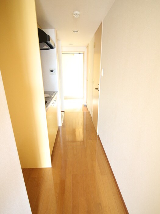 物件内観写真20　(廊下)