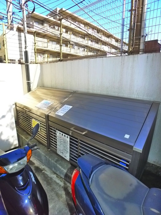 物件外観写真6　(建物設備)