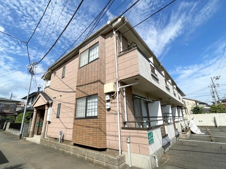 スタ－ションアドたかの台外観写真