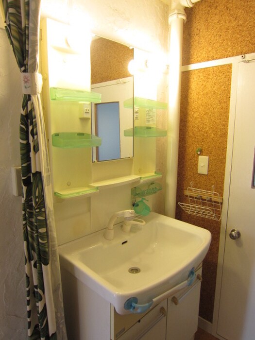 物件内観写真16　(洗面)