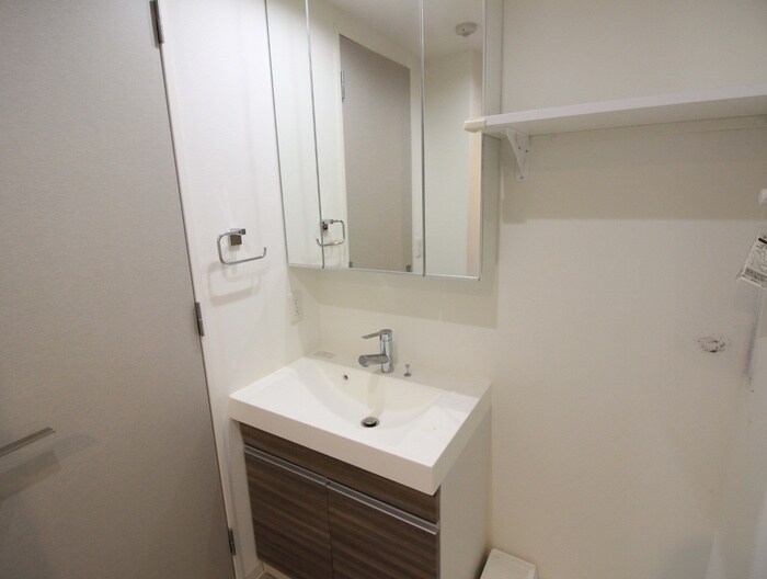 物件内観写真12　(洗面)