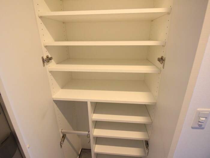 物件内観写真14　(靴箱)