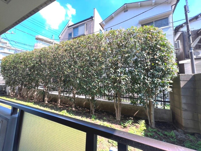 物件内観写真21　(室内からの展望)