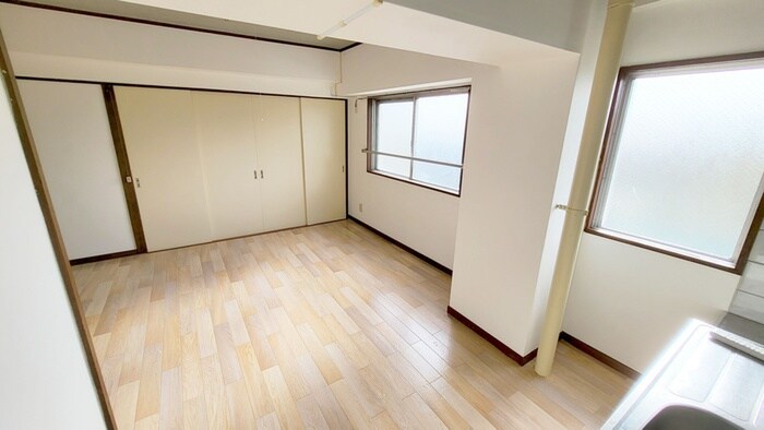 吉沢ビルの居室