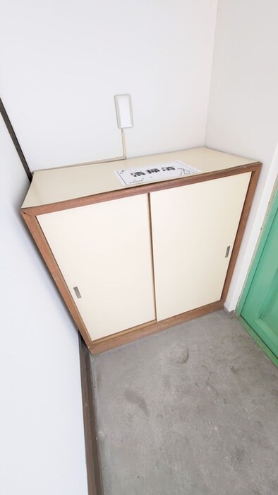 吉沢ビルの靴箱