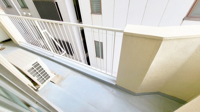 吉沢ビルのベランダ・バルコニー