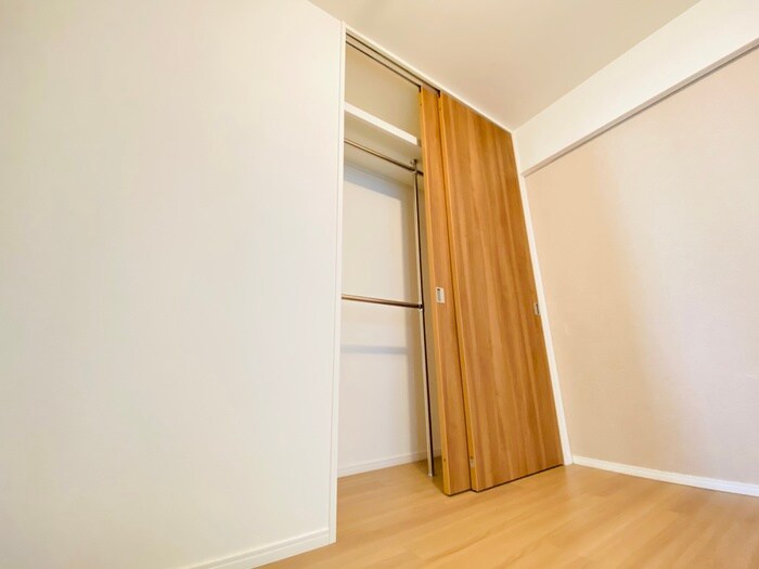 物件内観写真15　(収納)