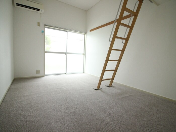 物件内観写真9　(居室)