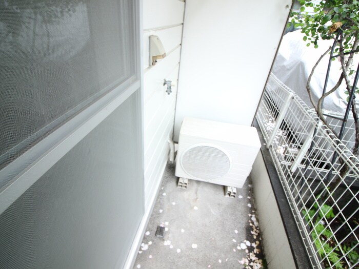 物件内観写真20　(洗濯機置場)