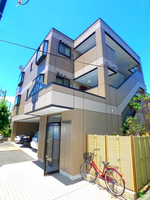 物件外観写真1　(エントランス部分)