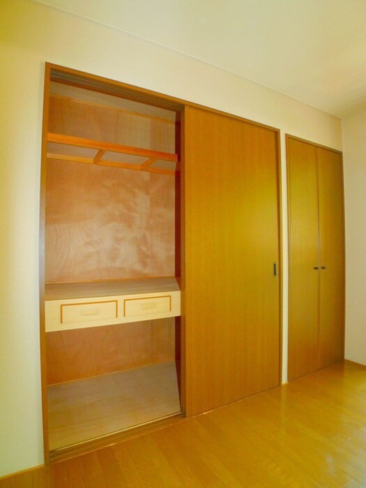 物件内観写真8　(収納)