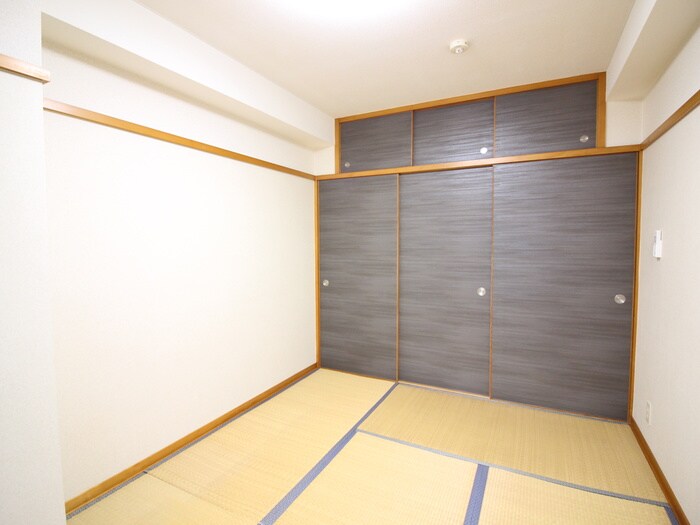 物件内観写真13　(居室)