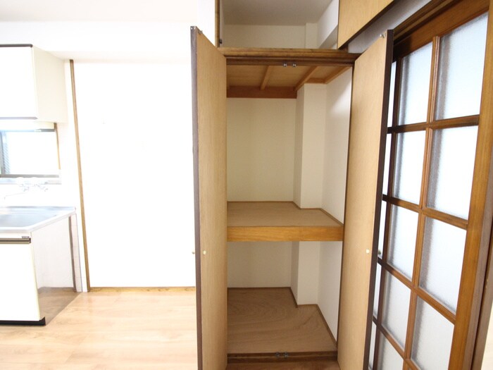 物件内観写真20　(収納)