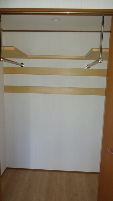物件内観写真11　(収納)