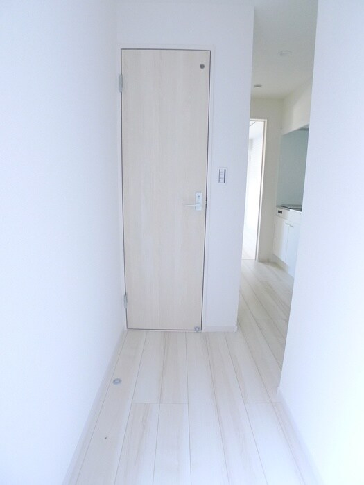 物件内観写真15　(廊下)